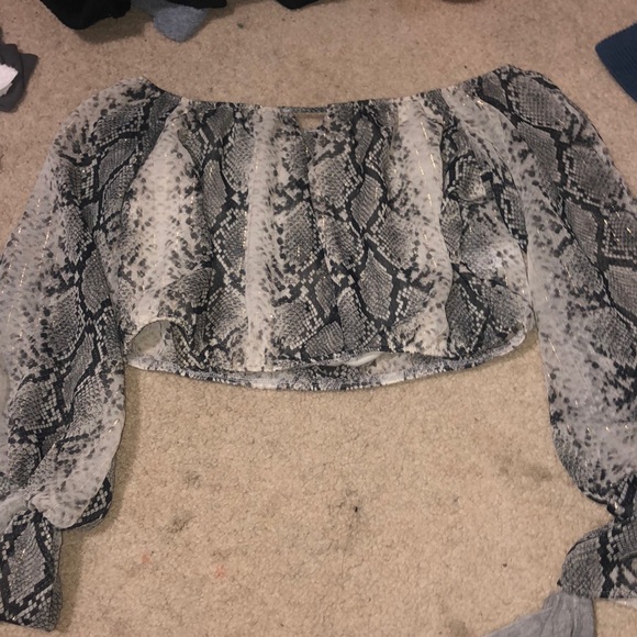 Snake print top - Picture 1 of 1